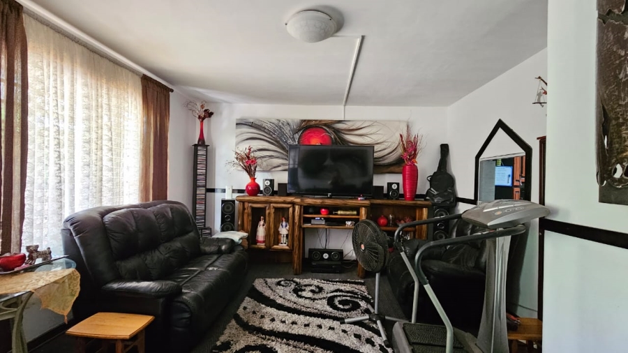 3 Bedroom Property for Sale in Sasolburg Ext 2 Free State